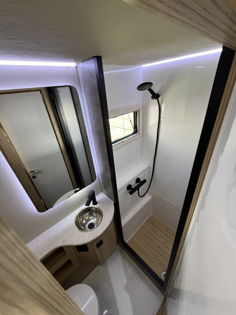 ITATI Motorhome PICK-UP 4x4  - Casas rodantes todo terreno