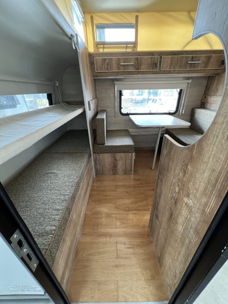 ITATI460Tli living - comedor - dormitorio para 3 p