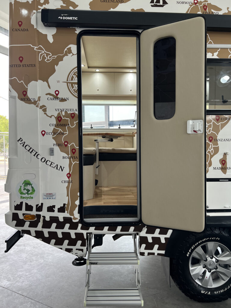 camper sobre pick up